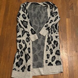 Express Gray and Black Animal Print Cardigan duster s
